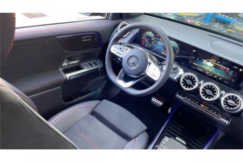 Mercedes-Benz GLB GLB 200