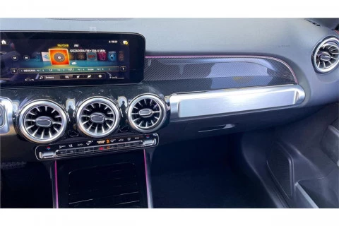 Mercedes-Benz GLB GLB 200