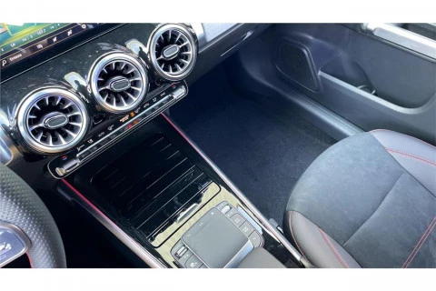 Mercedes-Benz GLB GLB 200