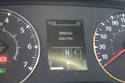 Renault Trucks Master 2.3 / 180 c.v. / FURGON PARA 2 CABALLOS