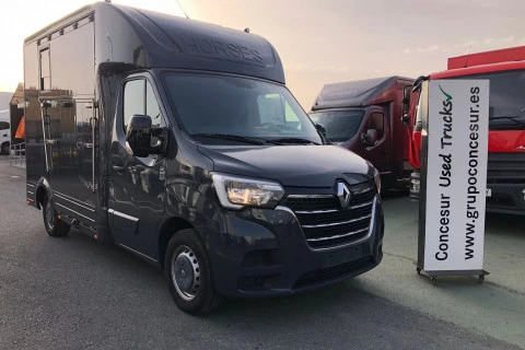 Renault Trucks Master 2.3 / 180 c.v. / FURGON PARA 2 CABALLOS