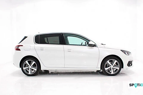 Peugeot 308 5p Allure 1.5 BlueHDi 96KW (130CV)