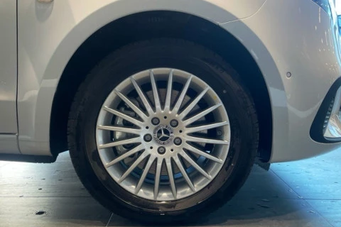 Mercedes-Benz Vito 114CDI AT 100kW Tourer Select Larga