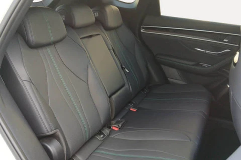 BYD SEAL U DM-i Design 238 kW (324 CV)