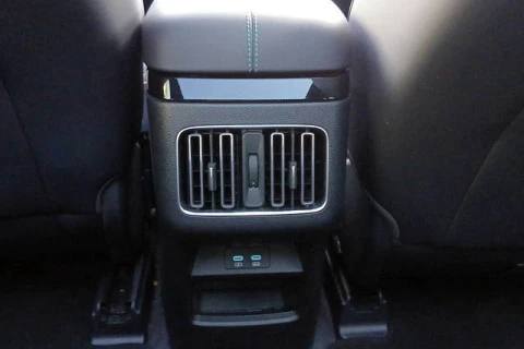 BYD SEAL U DM-i Design 238 kW (324 CV)