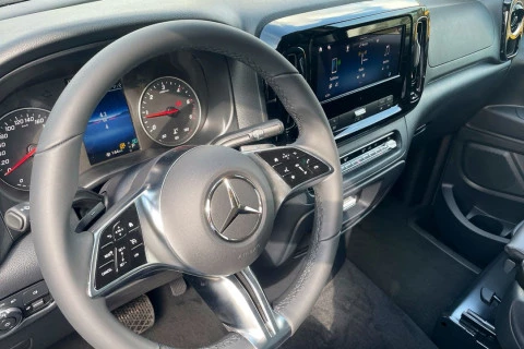 Mercedes-Benz Vito 114CDI AT 100kW Tourer Select Larga