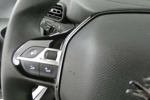 Peugeot Rifter  Diesel  1.5BlueHDI S&S Active Pack Business Standar