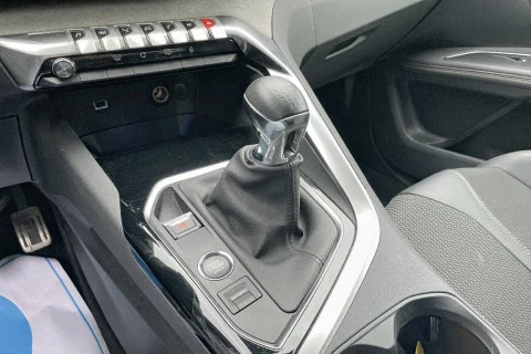 Peugeot 3008 1.2 PureTech 96KW (130CV) S&S GT