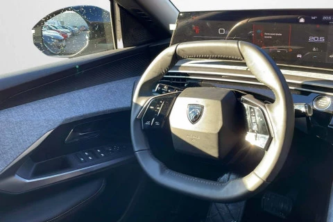 Peugeot 3008 Hybrid 1.2 100KW Allure eDCS6