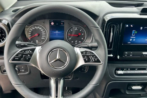 Mercedes-Benz Vito 116CDI AT 120kW Tourer Select Larga