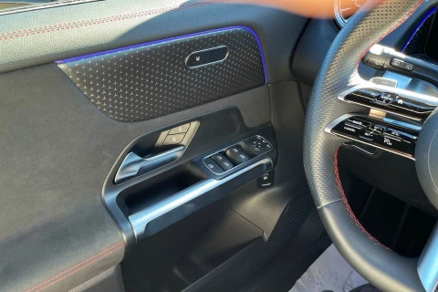 Mercedes-Benz EQB EQB 250+
