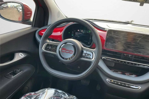 Fiat 500 Red Hb 320km 85kW (118CV)