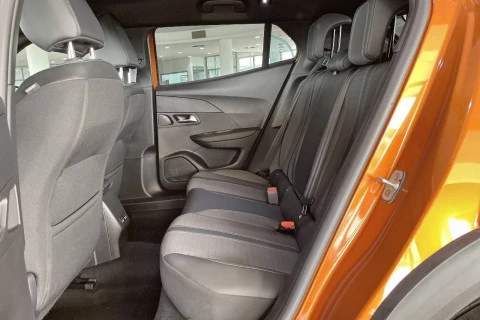 Peugeot 2008 Allure Pack Puretech 130 S&S EAT8