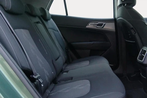 Kia Sportage 1.6 T-GDi MHEV 118kW (160CV) Drive 17