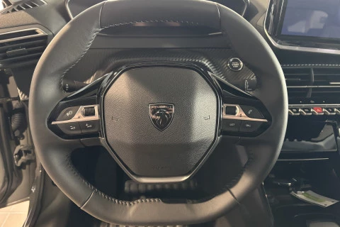 Peugeot e-208 Allure Eléctrico 136 (100 Kw)