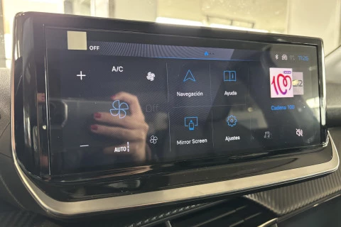 Peugeot e-208 Allure Eléctrico 136 (100 Kw)