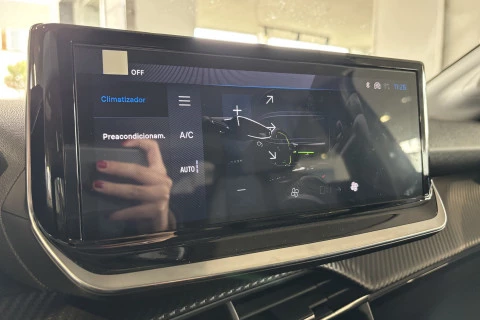 Peugeot e-208 Allure Eléctrico 136 (100 Kw)