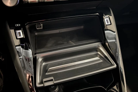 Peugeot e-208 Allure Eléctrico 136 (100 Kw)