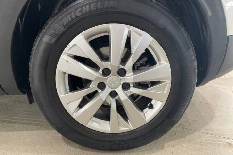 Peugeot 3008 1.2 PURETECH 96KW (130CV) ACTIVE S&S