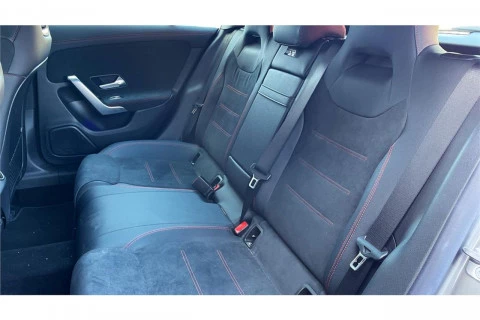 Mercedes-Benz CLA CLA 200 D DCT Shooting Brake