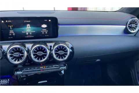 Mercedes-Benz CLA CLA 200 D DCT Shooting Brake