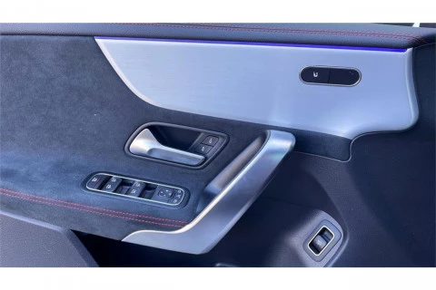 Mercedes-Benz CLA CLA 200 D DCT Shooting Brake