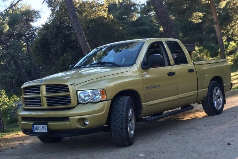 RAM 1500 SLT