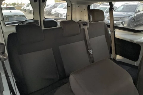 Peugeot Expert Combi BlueHDi 120 S&S Long