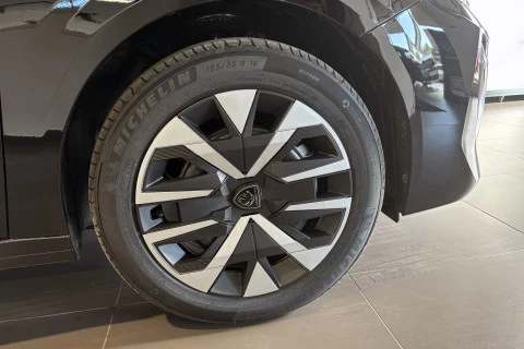 Peugeot 208 Style HYBRID 110 eDCS6