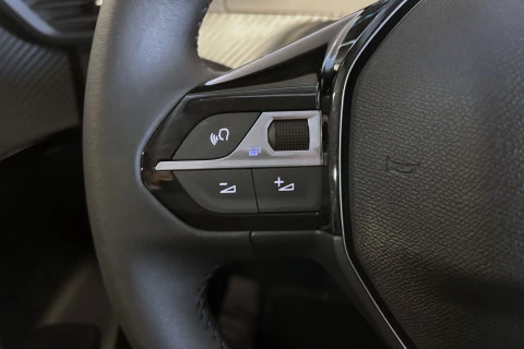 Peugeot 208 Style HYBRID 110 eDCS6