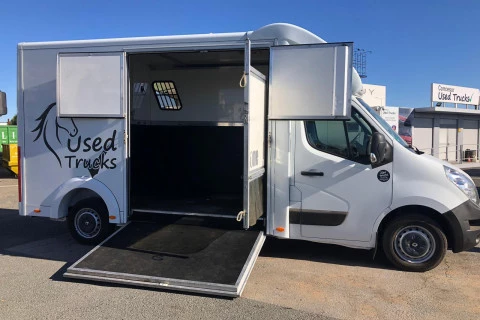 Renault Trucks Master CABALLOS 