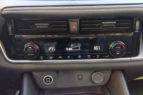 Nissan Qashqai DIG-T 103kW N-Connecta