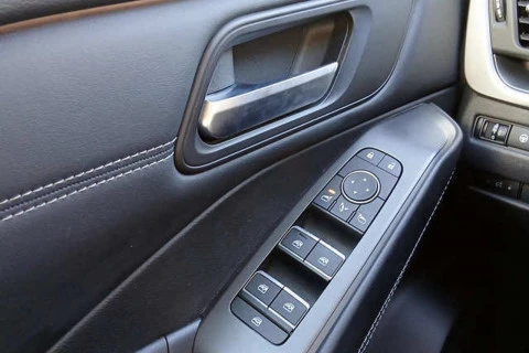 Nissan Qashqai DIG-T 103kW N-Connecta