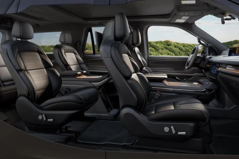 Lincoln Navigator Black Label