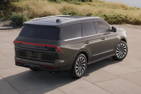 Lincoln Navigator Black Label