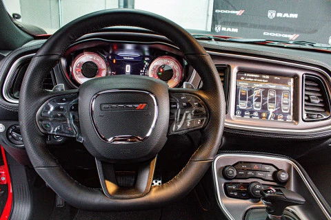 Dodge Challenger R/T SHAKER