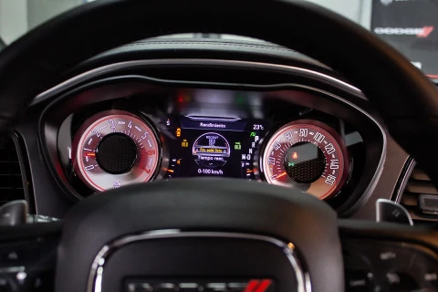 Dodge Challenger R/T SHAKER