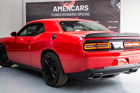 Dodge Challenger R/T SHAKER