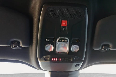 Peugeot 2008 Allure Hybrid eDCS6 107 kW (145 CV)