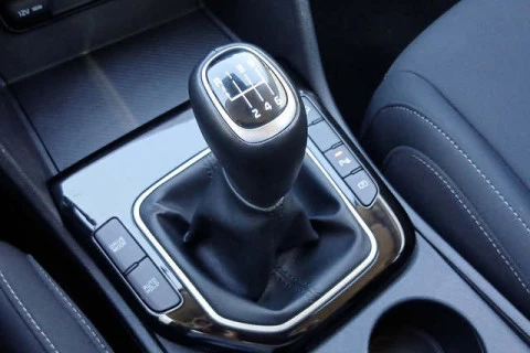 Kia Sportage 1.6 CRDi MHEV Drive 4x2 100 kW (136 CV)