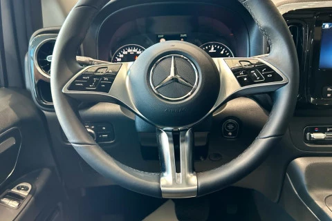 Mercedes-Benz Vito 116CDI AT 120kW Tourer Pro Larga