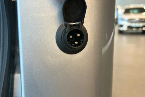 Mercedes-Benz Vito 116CDI AT 120kW Tourer Pro Larga