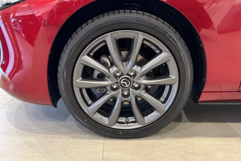 Mazda3 2.5L e-SKYACTIV G MHEV 103kW Centre-line