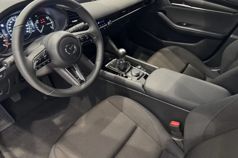 Mazda3 2.5L e-SKYACTIV G MHEV 103kW Centre-line