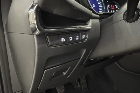 Mazda3 2.5L e-SKYACTIV G MHEV 103kW Centre-line