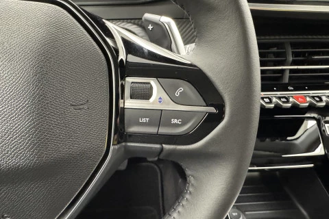 Peugeot 208 Allure HYBRID 110 eDCS6