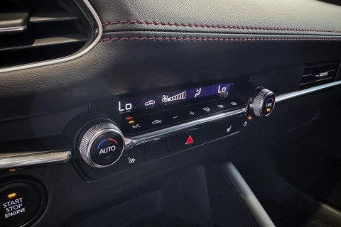 Mazda3 2.5L E-SKY G MHEV 103kW Homura