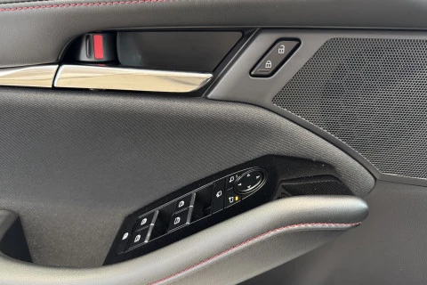 Mazda3 2.5L E-SKY G MHEV 103kW Homura