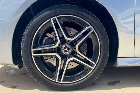 Mercedes-Benz CLA CLA 250 e