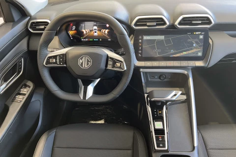 MG ZS Hybrid+ Luxury